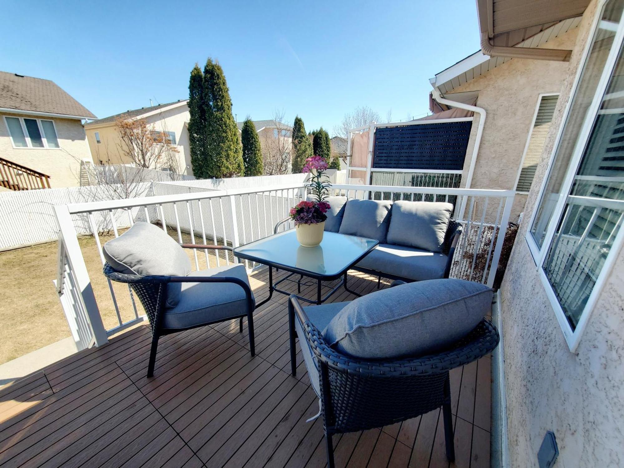 Saskatoon Lashyn Cove Homestay Buitenkant foto